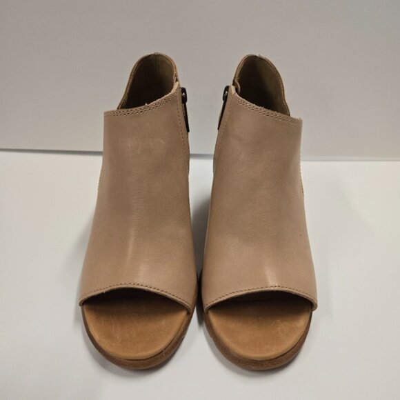 Sorel Nadia Tan and Cream Leather Peep Toe Ankle Bootie - Picture 5 of 10